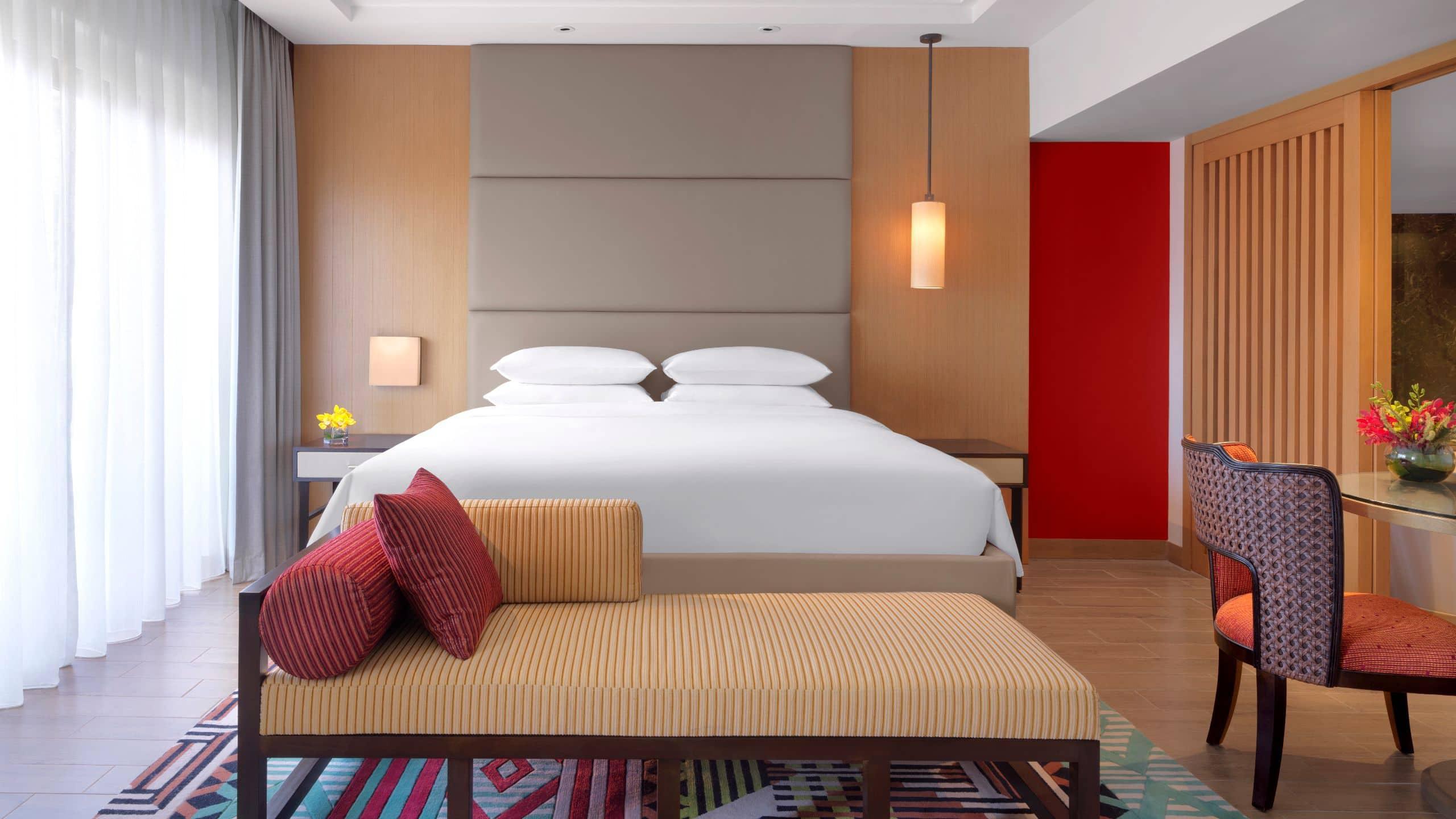 하얏트 리젠시 콴탄 리조트 외부 사진 A bedroom at the hotel